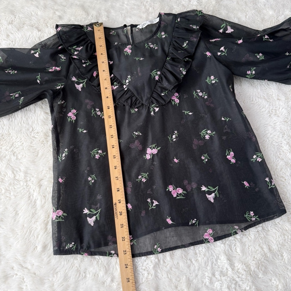 Zara Woman Black Sheer Embroidery Floral Ruffle Puff Sleeve Top SMALL Whimsigoth - Picture 6 of 9